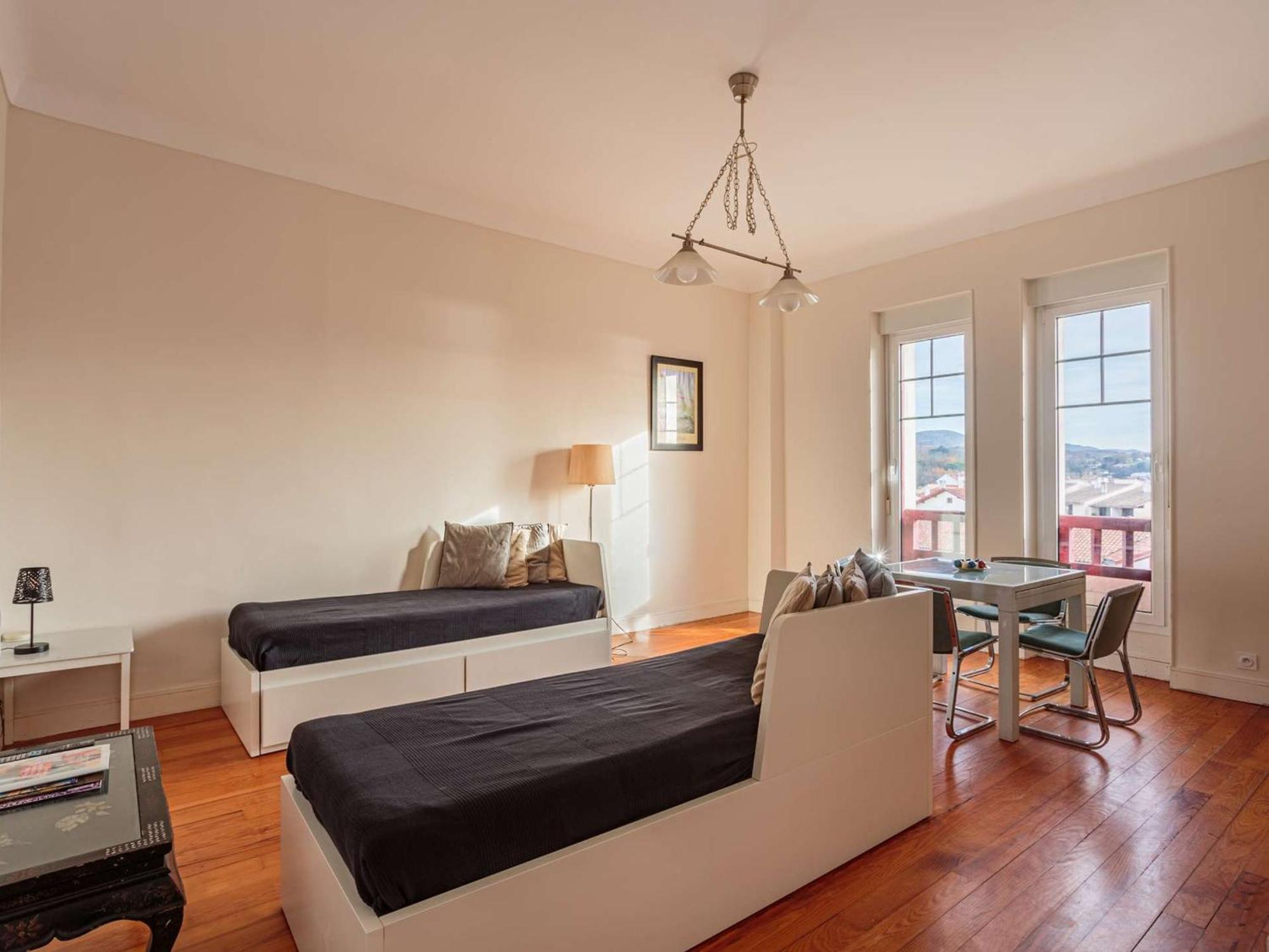 Appartement Renove, A 2 Pas De La Plage Et Commerces - Fr-1-2-332 Hendaye Exteriér fotografie